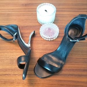 Alexander McQUEEN Black Metal Arc Heels